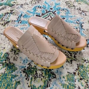 NWT Dingo 100%‎ Leather Tan Woven Platform Women's Summer Heels, Size 9.5